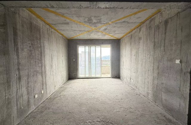 仕府大院4室2厅145㎡54万二手房图片