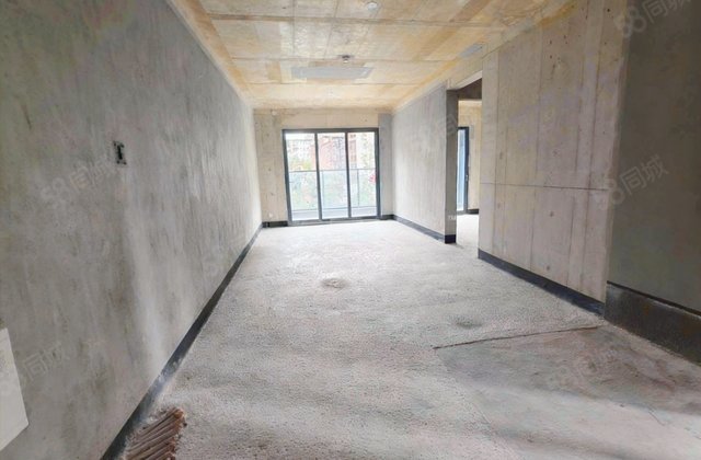 保利锦上3室2厅88㎡77万二手房图片