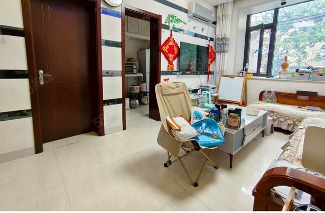 北顺  对过 卫育花园 孝心一楼  带车位