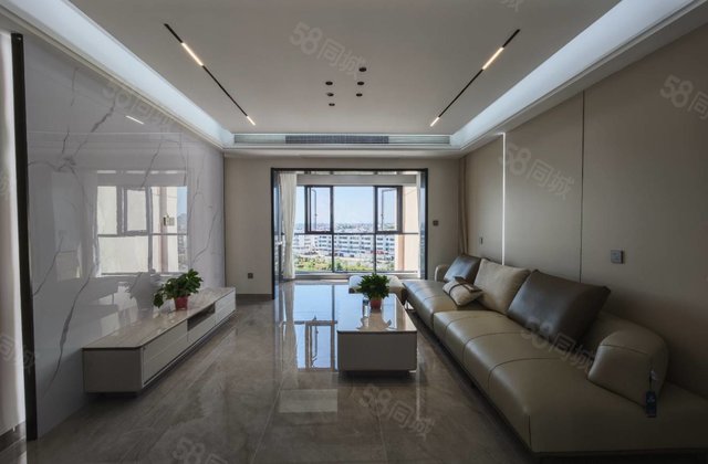 新城明珠3室2厅2卫129㎡南北63.8万