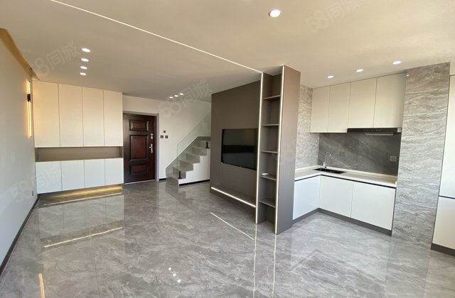 6分众鑫房产满五唯一新上细河细河城区迎宾大街海罗翡翠蓝湾2015年