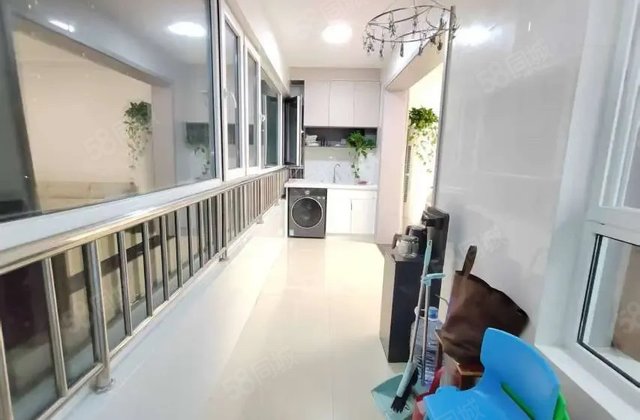 文轩总部 一中外国语 精装元宝户型 龙湾山水文园 恒大名都