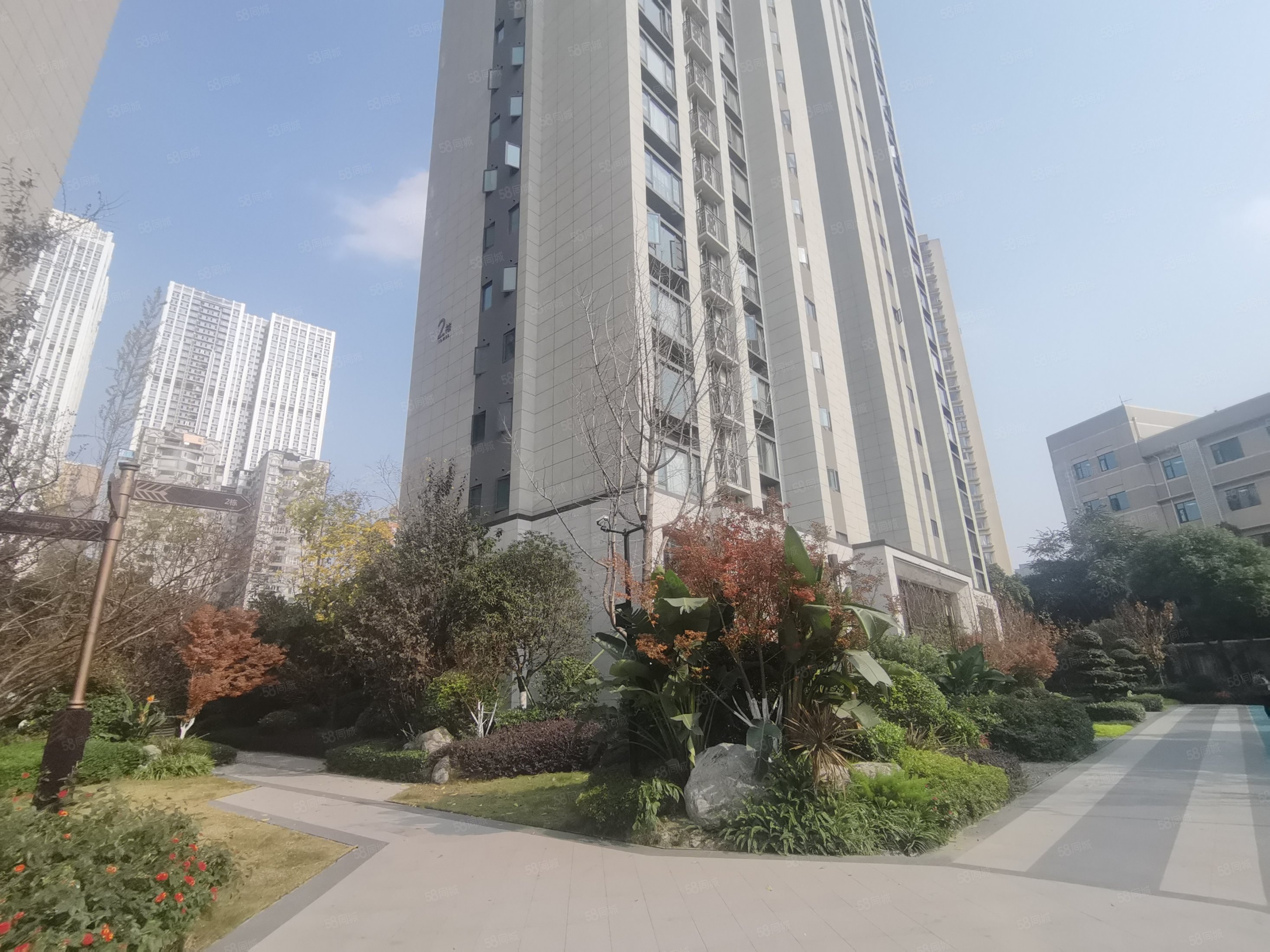 【10图】青羊区天府广场,远洋万和公馆套四双卫,双阳台,万和悦庭-成都