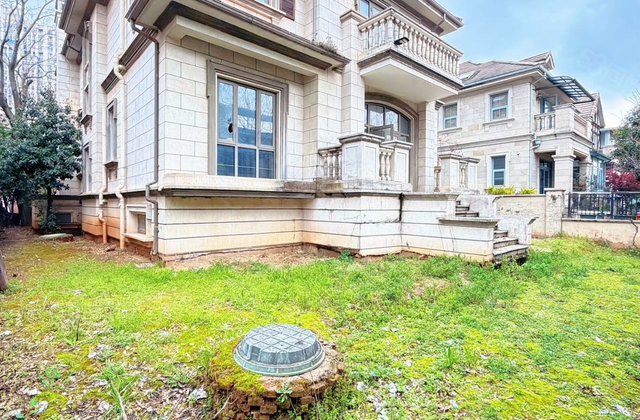 美洲故事(别墅)8室2厅380.09㎡880万二手房图片