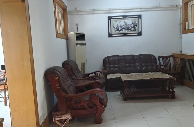 房兴华路  ！东昌中学！外运公司家属院三室！送储藏室！