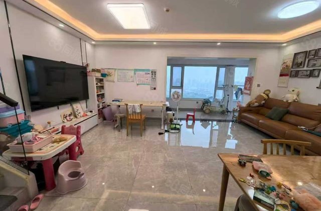 还能谈锦绣学府观景房21楼 三室两卫带车位储藏室免大税可按揭