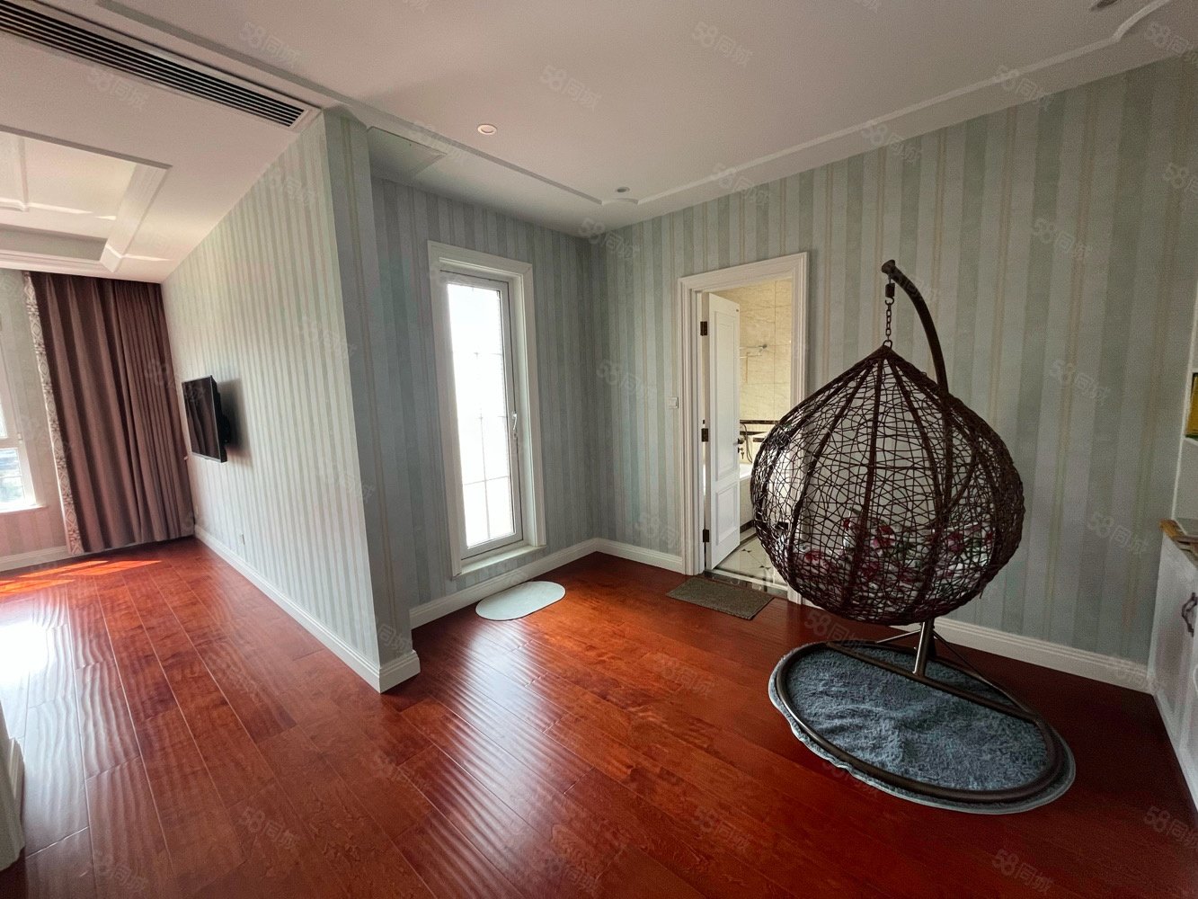 魯能7號別墅(西區(qū))4室2廳4衛(wèi)318㎡南北1049萬