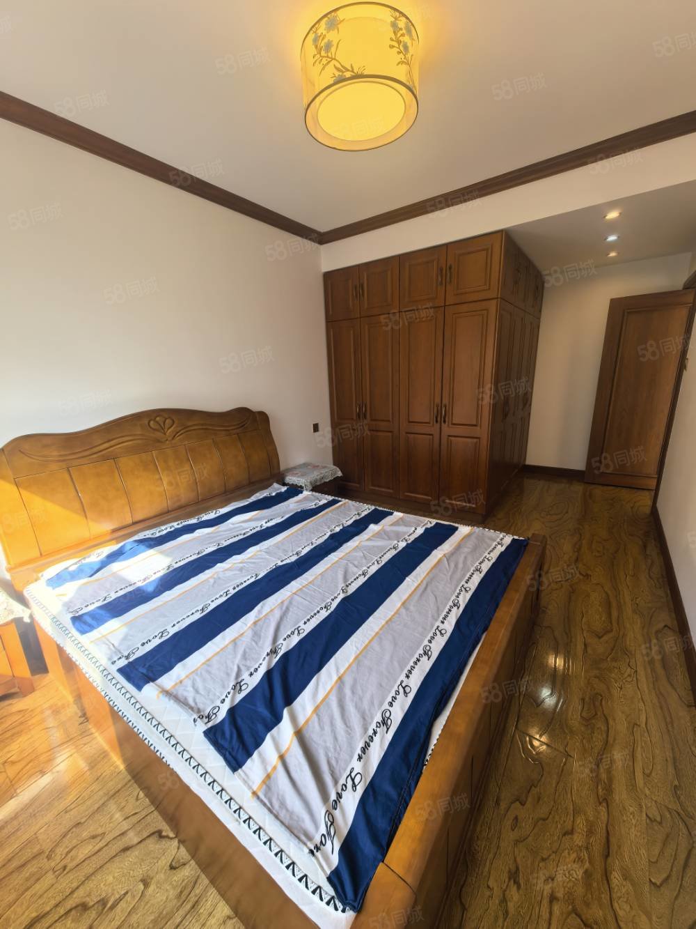 紫堤东郡3室2厅2卫133㎡南北59.8万