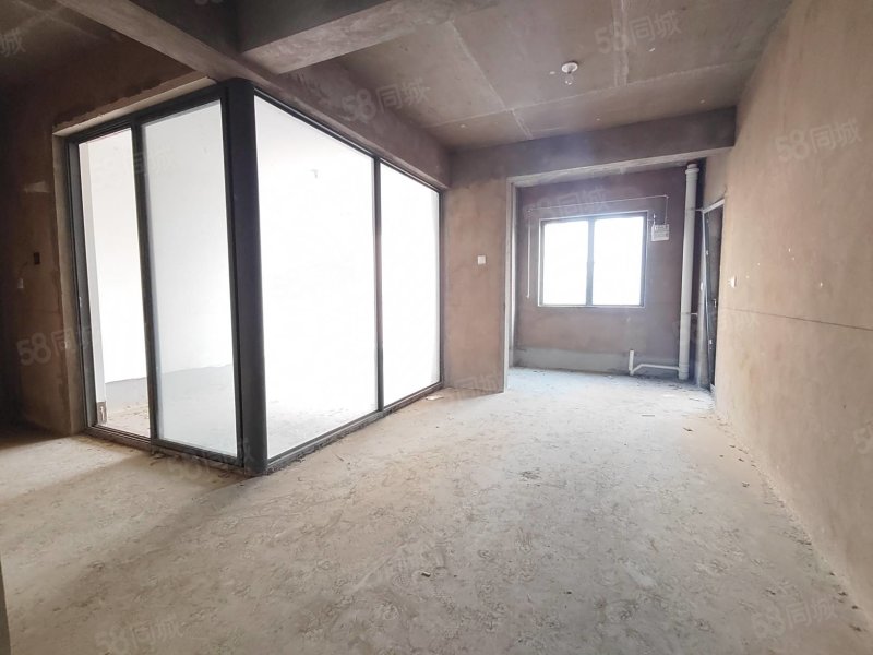 三面采光,窗外处处是风景,太舒服啦,性价比高,湖泉湾1号-红河58同城