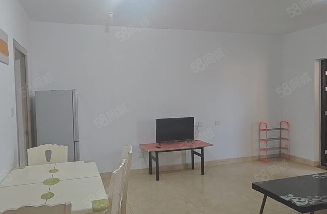 急售滨河实验！东苑中学！滨湖新城精装三室！送储藏室！