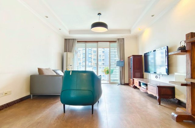 财富中心国际公寓(B区)3室2厅122㎡137万二手房图片