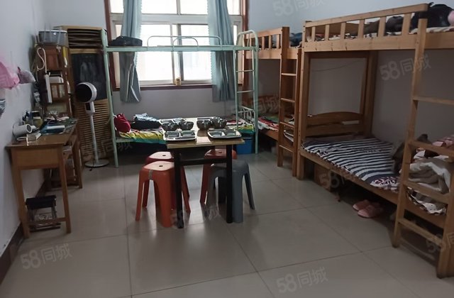 急售 星光文轩花园二楼 三室朝阳 随便停车 阳面储藏