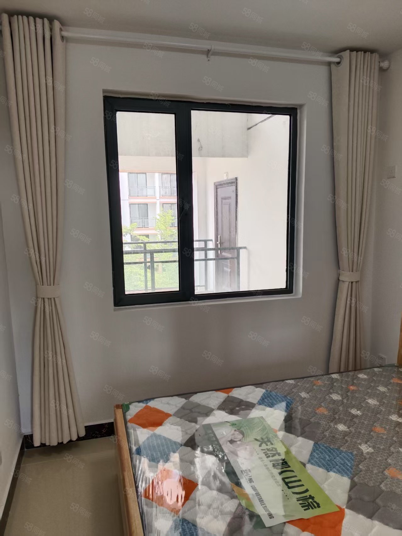 御龙府2室1厅1卫76.81㎡南北41.8万