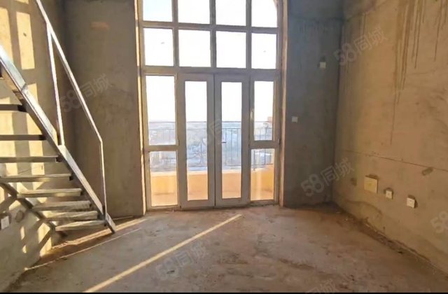 中冶滨江国际城4室2厅222㎡56万二手房图片