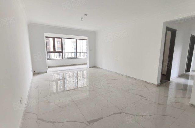 碧桂园国岳府 四室两卫免大税西边户 全装交付未住随时看