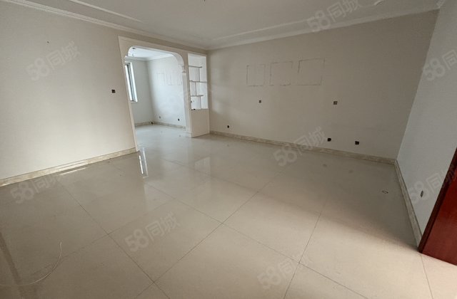 岳庄小区3室2厅126㎡46万二手房图片