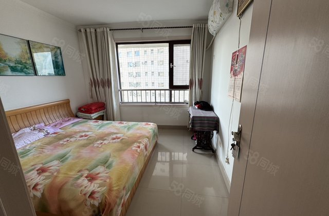 开发区转盘 丽水阳光3室 实验 东 昌 电梯中层全天采光