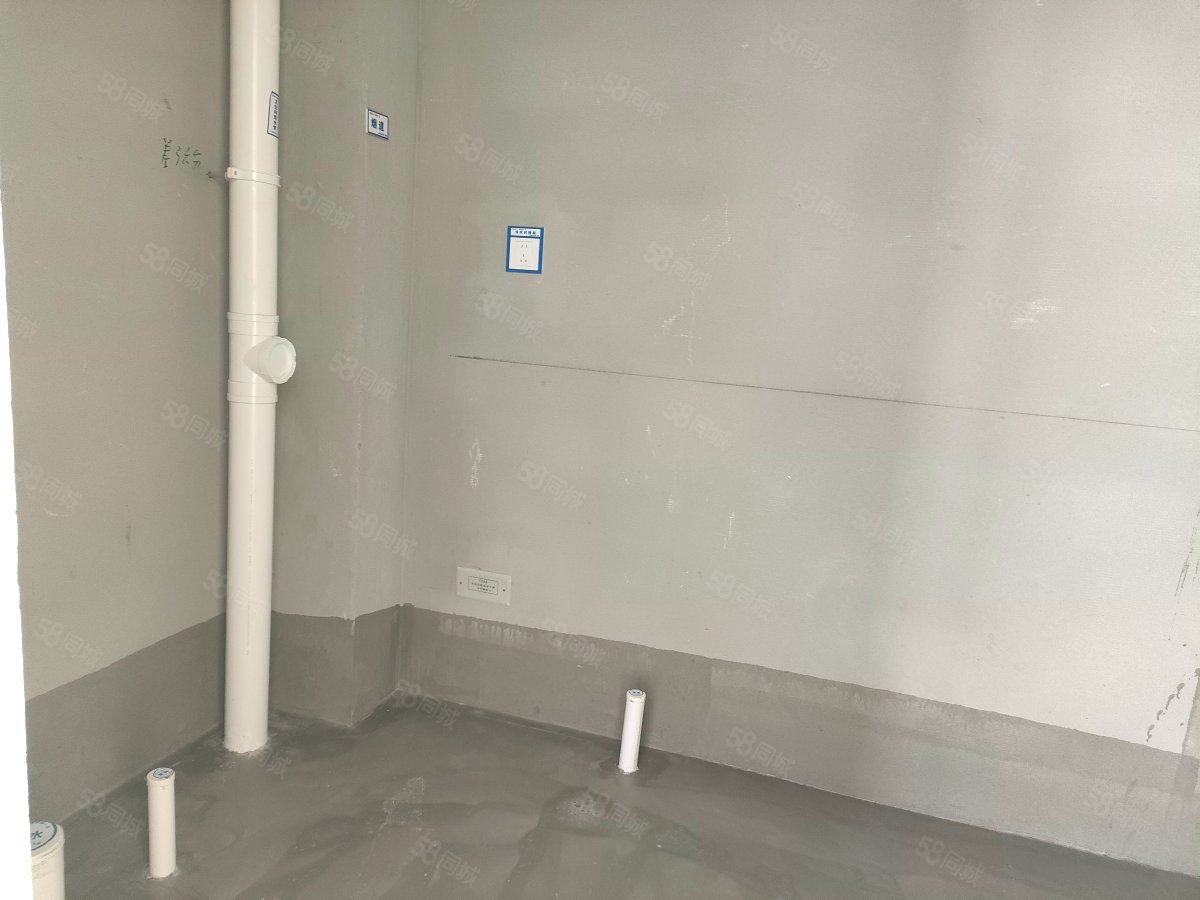 龙湖景粼玖序3室2厅2卫274.18㎡南北135万