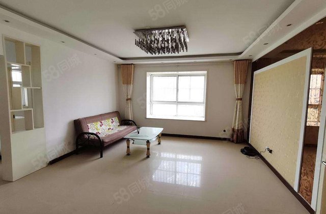 翡翠城 免大税 带车库 随时看房 价格可谈