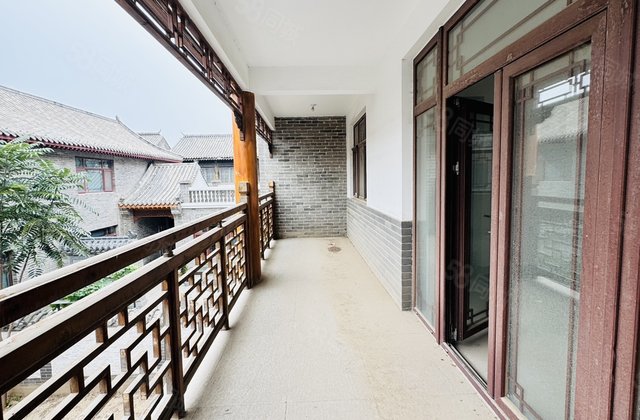 古楼别墅 东昌御府百平大院 可加装电梯 观景露台 纯新房