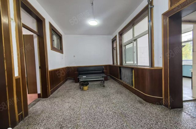 文轩东邻 外国语 盛世柳园 龙山北区 多层三楼 满五随时看房