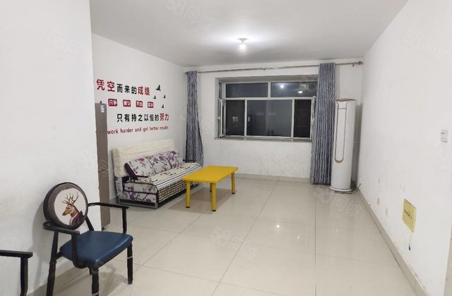 水岸花语莲湖新城旁。中间楼层，南北通透