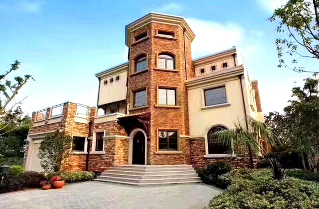 云湖 独栋6房 挑高8米花园1400 送露台双车库 近镇中心