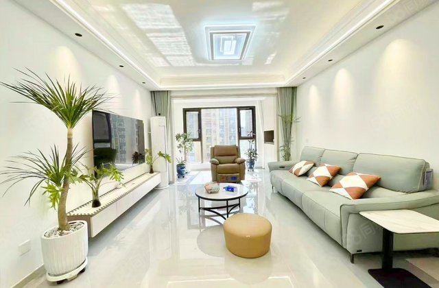 蓝润春风屿湖3室2厅122㎡162万二手房图片