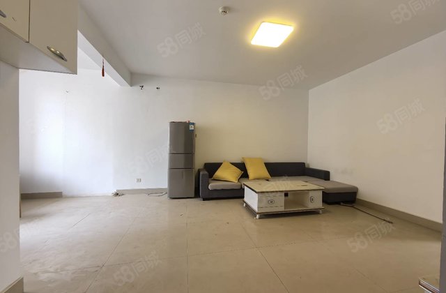 水城华府.房东急售.仅售79.9.可隔三室.东昌.三中.实图