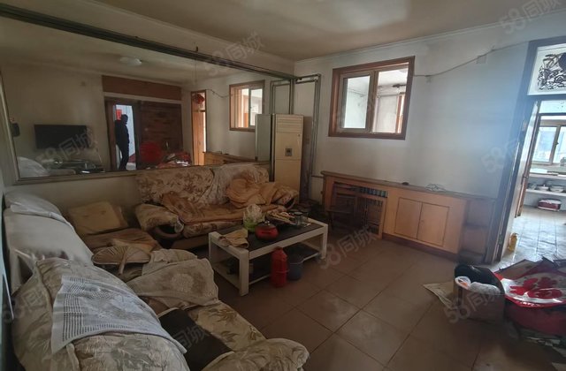 兴华路 东昌中学 联通公司家属院 多层三楼 停车方便 免大税