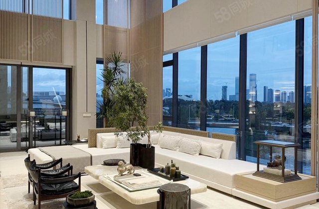 天鹅湖北苑4室2厅110㎡165万二手房图片