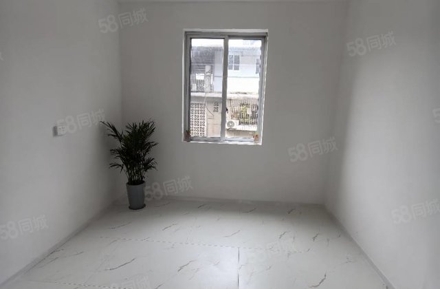 三皇路2-17号住宅楼3室1厅65.79㎡40万二手房图片