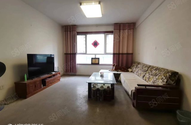 观澜一品三室两厅两卫129平 精装90多万随时看房一楼