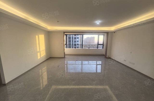 大唐芙蓉郡3室2厅134㎡123万二手房图片