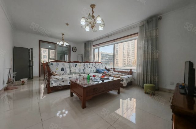 徒骇河畔，东边户，大窗，三室两厅两卫，送车储，随时看房