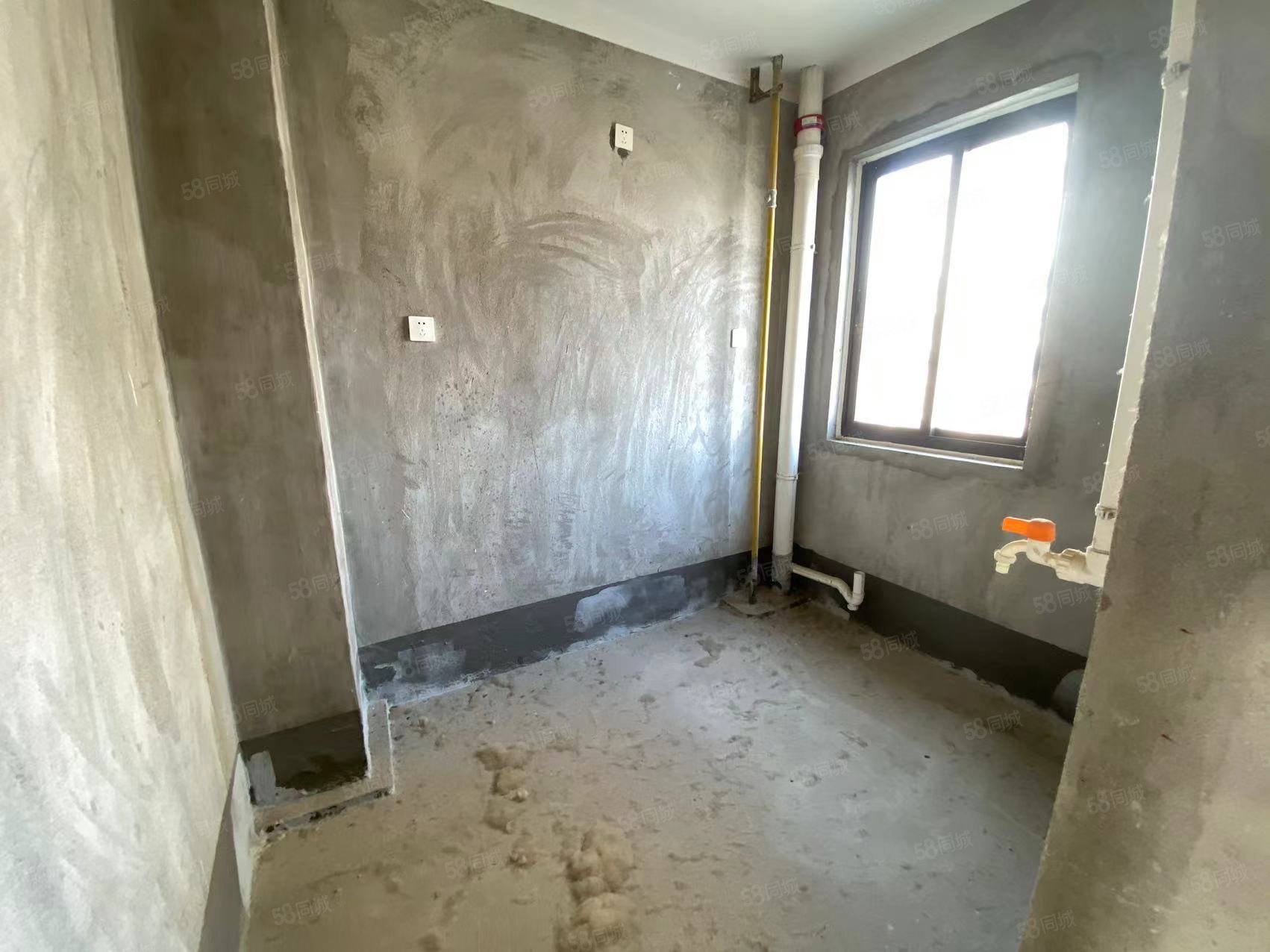 绿城桂语江南3室2厅2卫116.14㎡南北68万