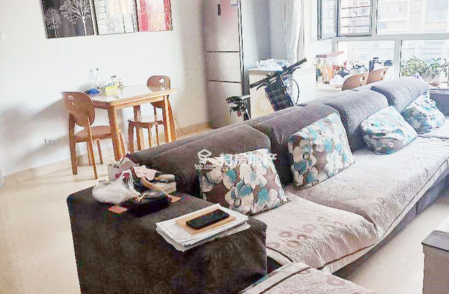 文轩外国语龙湾商品房145万11层洋房三室精装带车和储免大税