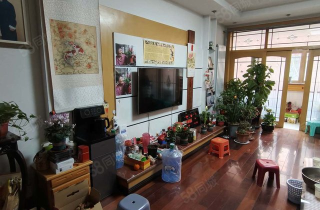 电业局五院 多层一楼 带车库 储