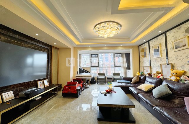 俊发城B区观澜郡4室2厅158㎡165万二手房图片