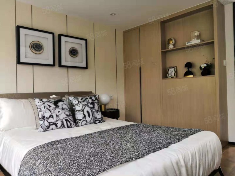 润新公寓2室1厅1卫36㎡南33.5万