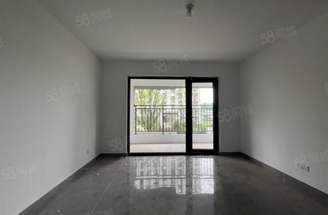 二中旁儒辰辰悦！4叶草户型！走一手！裸房！