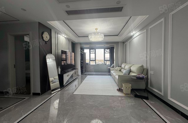 吾悦广场三期3室2厅126.61㎡268万二手房图片