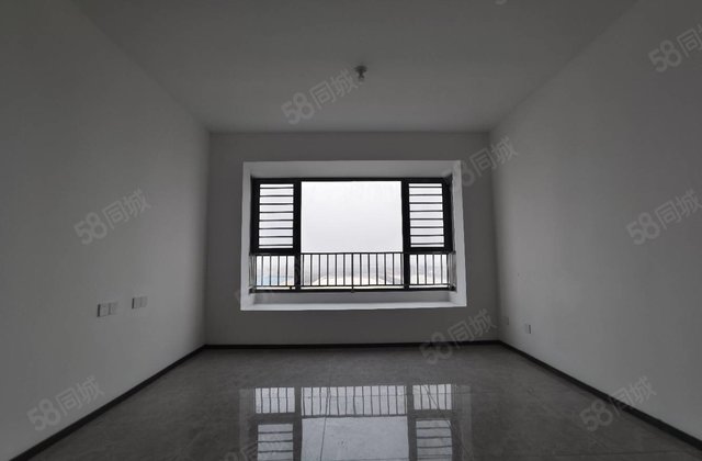 急售 星光桃李天阅 东边户 有车储 中间楼层采光好