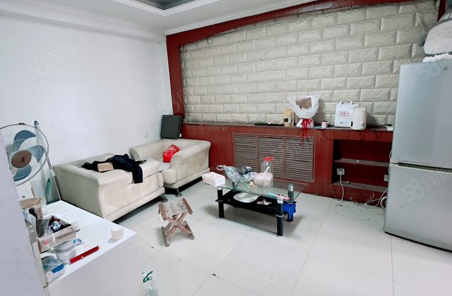 闸口 中间楼层 医疗配套成熟 满二 出行方便 正规商品房