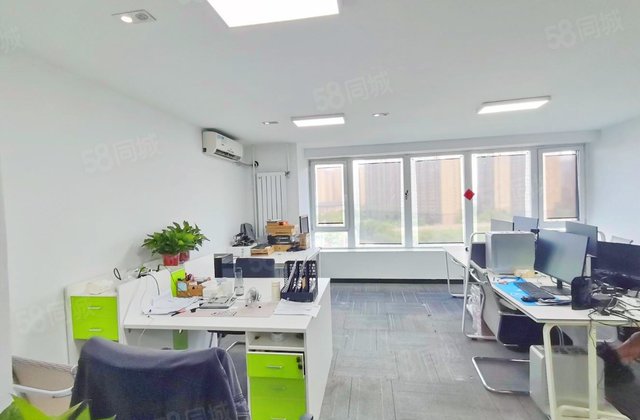 逸翠园i都会1室1厅64.92㎡110万二手房图片