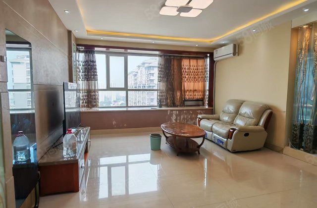 急售，精装三室两卫，月亮湾D区观景房，阳光，实验