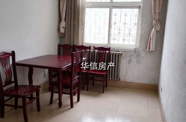 东昌集团家属院(财干路) 南北通透 购物方便