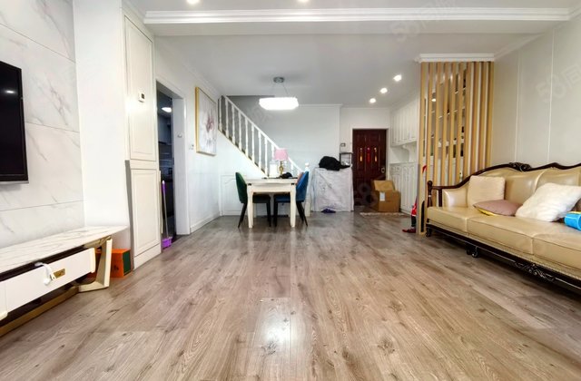 天际首府3室2厅89.89㎡169万二手房图片