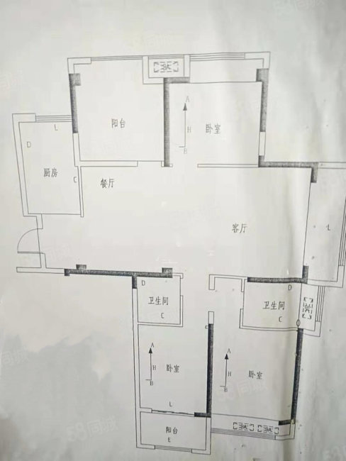 正东凯旋观邸3室2厅1卫128㎡南北65万