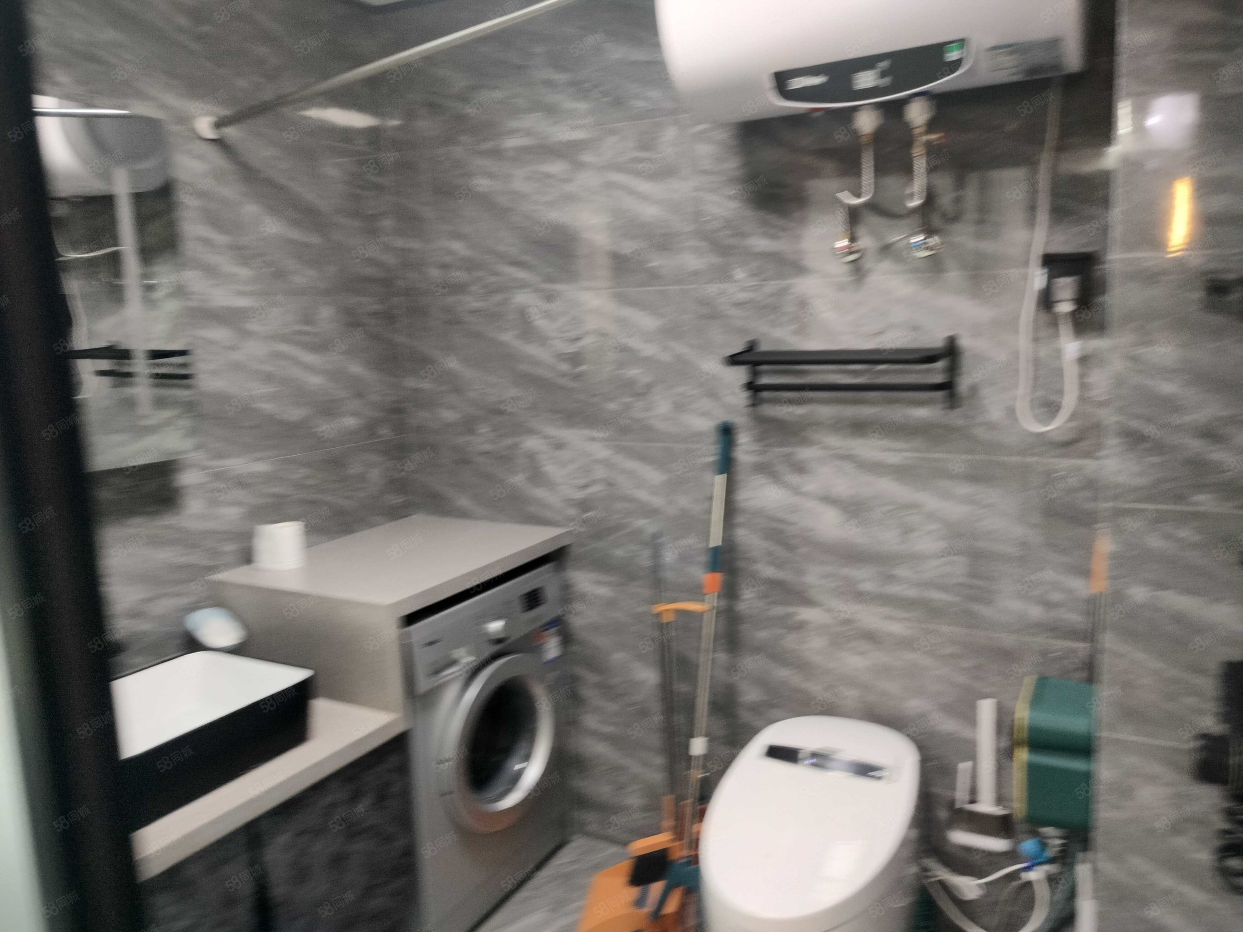 安家花园2室1厅1卫70.28㎡南23.8万